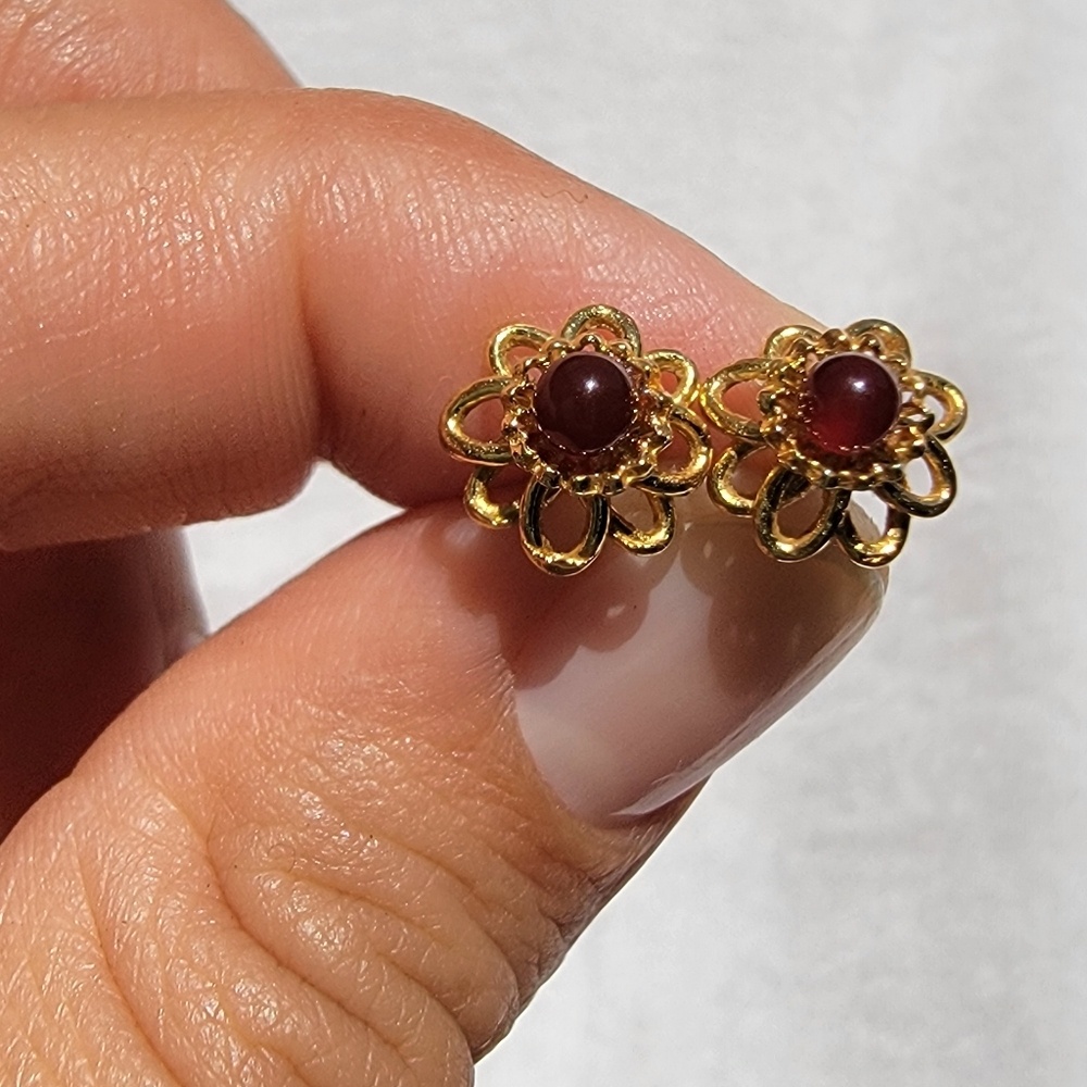 Flower 14k Solid Yellow Gold Studs - image 3